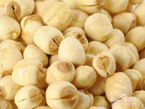 怎样做简单的早餐之冰糖莲子粥