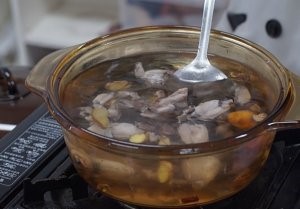 怎么做养生的田七丹参煲田鸡