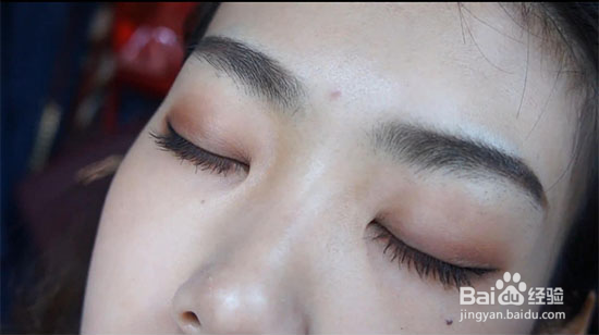 水原希子厌世妆教程