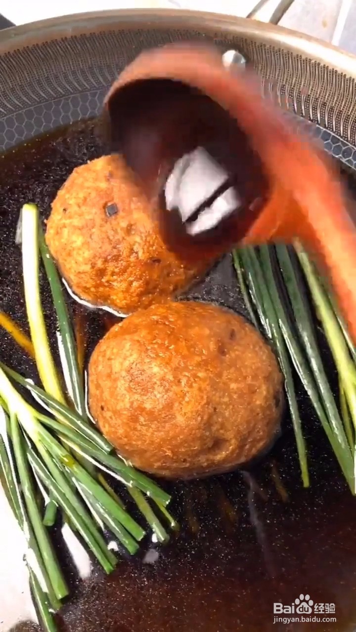 如何制作红烧狮子头