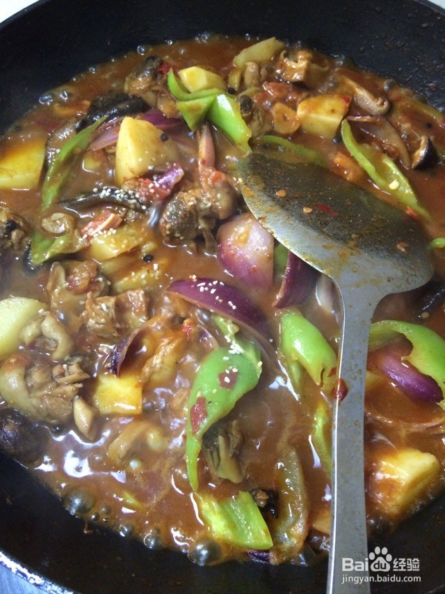 鸡腿肉炒拉条的做法