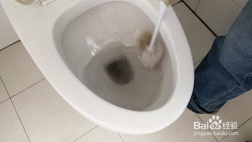 教你如何除去卫生间马桶上的水垢水锈和异味