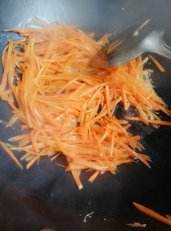 胡萝卜木耳炒蛋