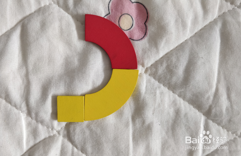 用幼儿积木怎么拼大写字母P？