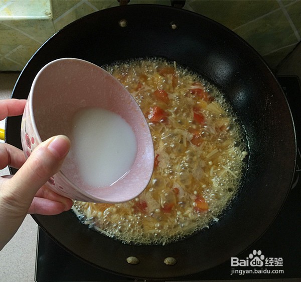 日本豆腐烩金针菇的做法