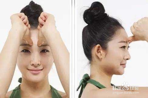 简单的瘦脸瑜伽教程，抚平脸上的皱纹！