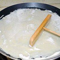 怎样制作好吃的辣味酱香鸡蛋饼