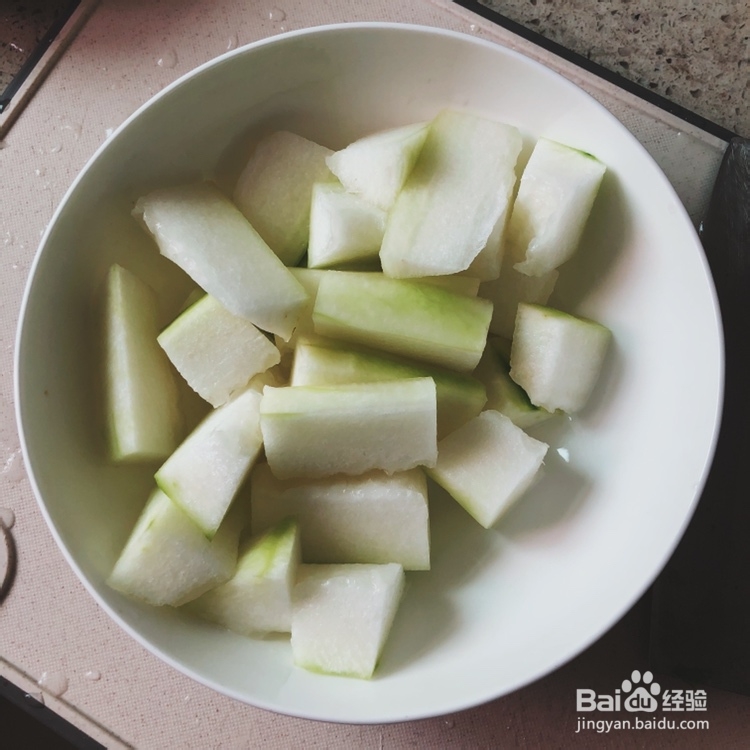 一个人做红烧香菇冬瓜