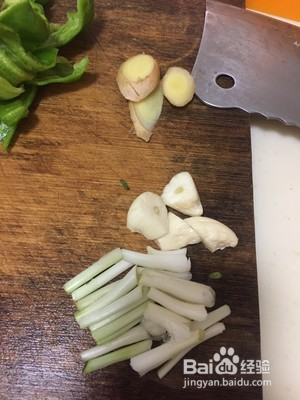 家常版黄焖鸡的做法大全