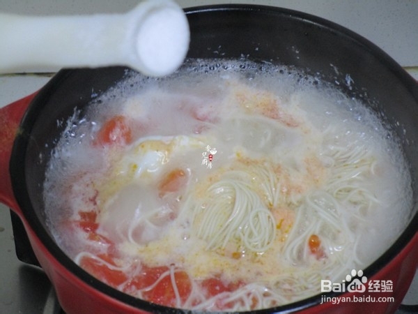 番茄香肠鸡蛋面的制作方法