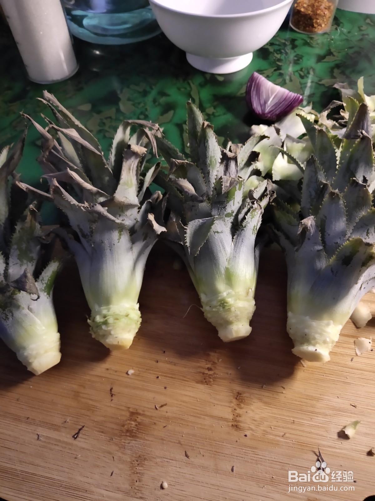 吃剩的菠萝头盆栽