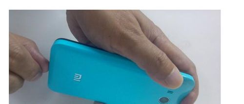 小米2s后盖怎么打开