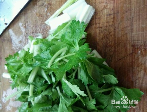 香菇青豆炒香干的做法