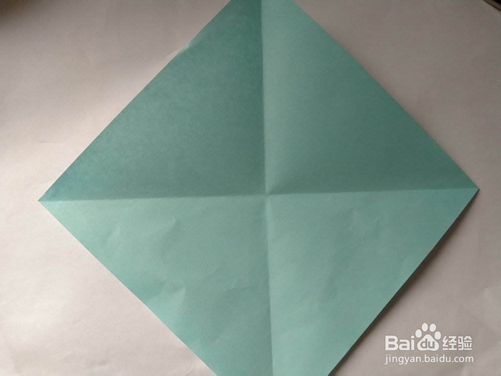 幼儿园小朋友学折纸-折桌子