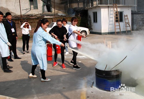 高楼火灾怎么自救