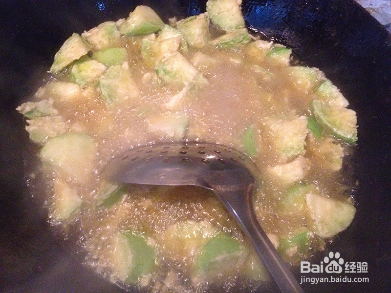 茄子烩虾仁的做法