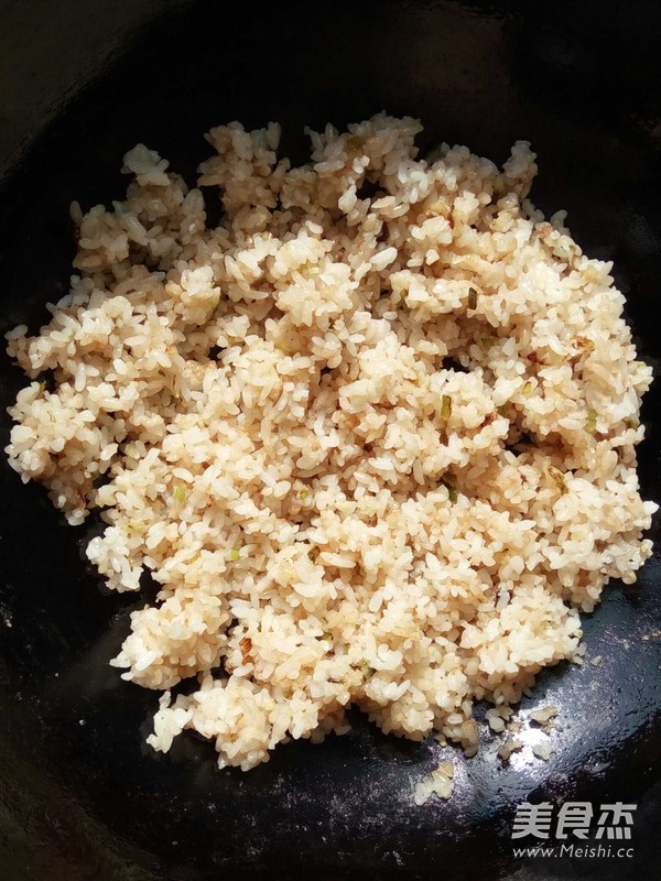 酱油炒饭的做法