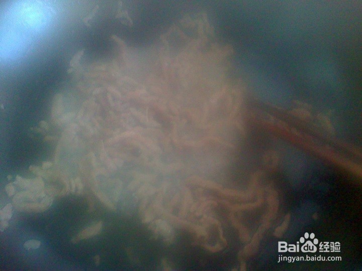 老年人怎样用爆炒牛肉丝小白菜