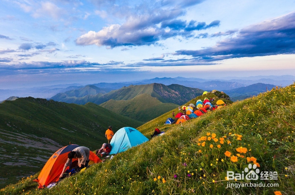 户外徒步登山，应该准备哪些东西呢