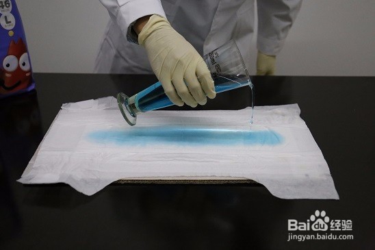 冬天为什么不要给宝宝换厚的纸尿裤