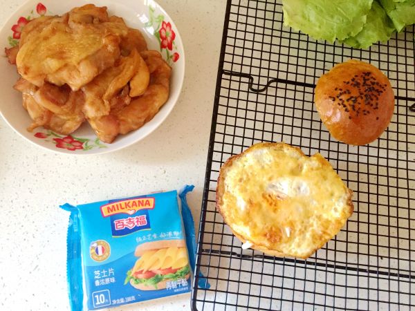 奥尔良芝士鸡腿堡