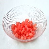 怎么做水蜜桃鸡尾酒布丁