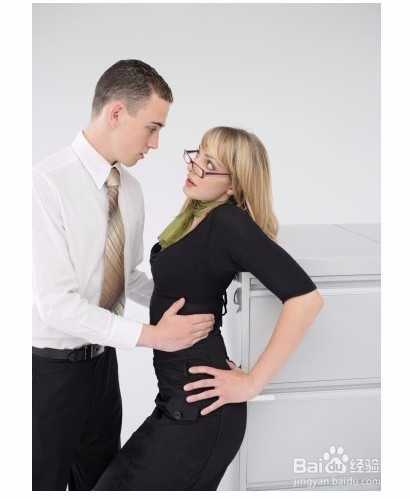 怎么做好办公室恋爱,办公室恋爱的六个技巧