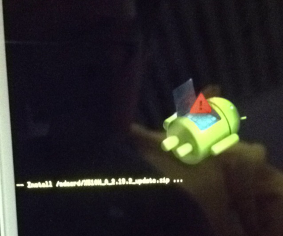 vivo xplay x510t黑屏，打得通电话但依然黑屏是为什么