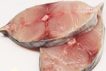 饼子夹鲅鱼的做法大全