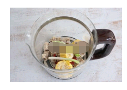 独家玉米排骨汤