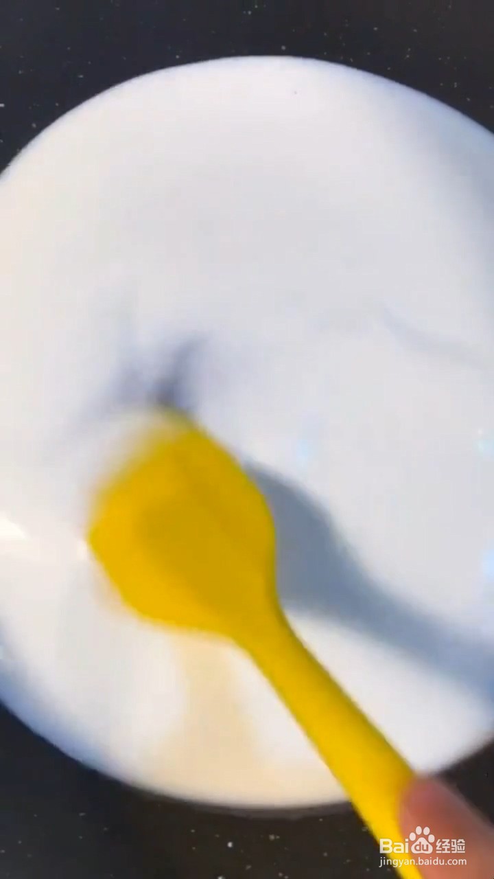 如何制作简单好吃的脆皮炸鲜奶
