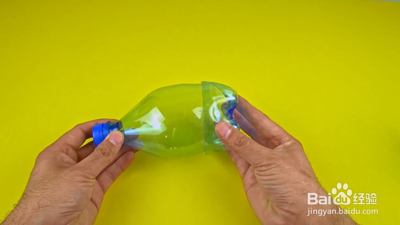 如何给小猫制作好玩的投食器？