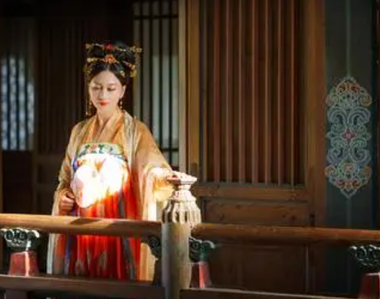 你觉得《长安忆》这首歌讲述了一个什么故事