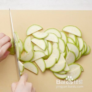 西葫芦炒西红柿的做法？怎么做西葫芦炒西红柿？