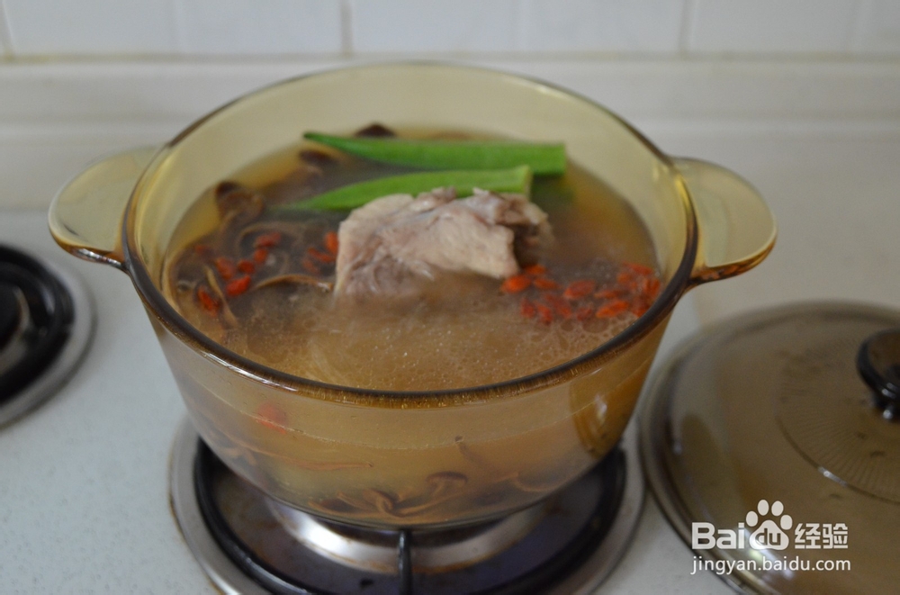 尾骨粉丝茶树菇汤