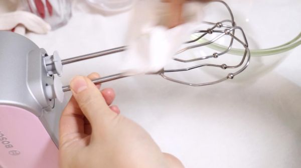 小雪人瑞士蛋白糖