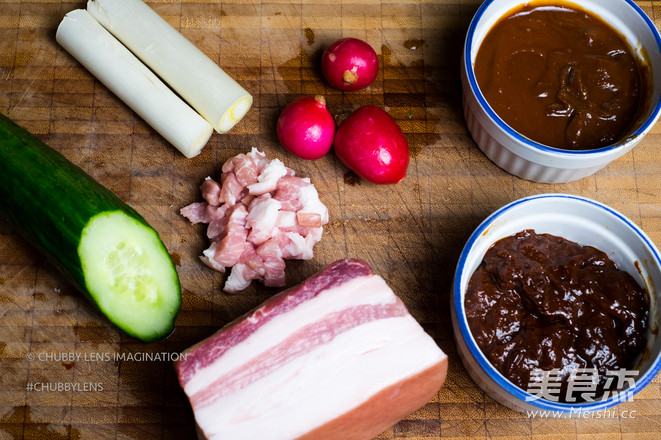 家里的北京炸酱面