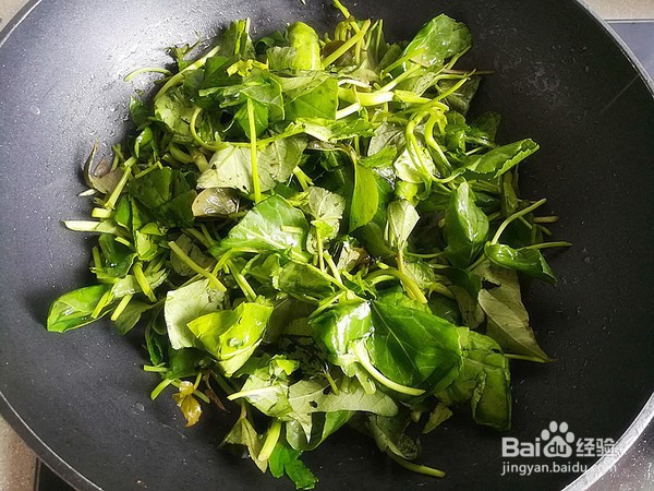 芥蓝炒鸡蛋怎么做