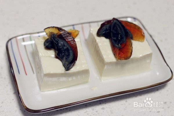 如何做出绝顶美味的皮蛋豆腐