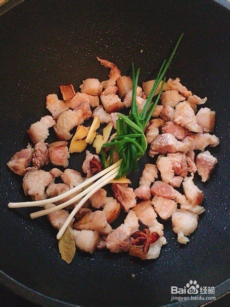 笋干土豆炖肉的做法