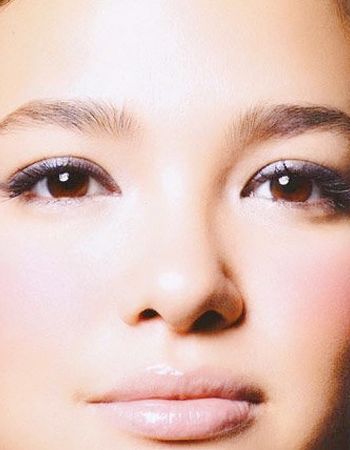 怎样用巧用假睫毛打造各系妆容