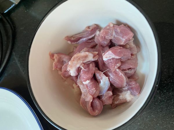 娃娃菜木耳炒肉