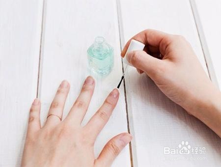 没有卸甲油时如何卸甲
