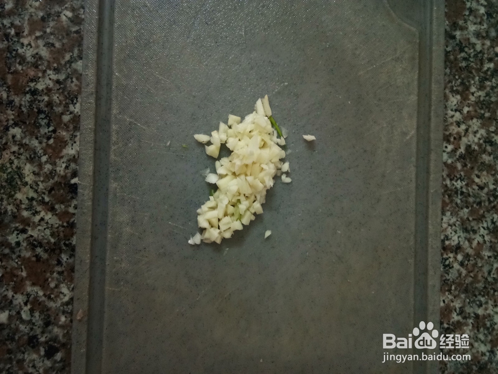 蒜末炒空心菜的简单做法