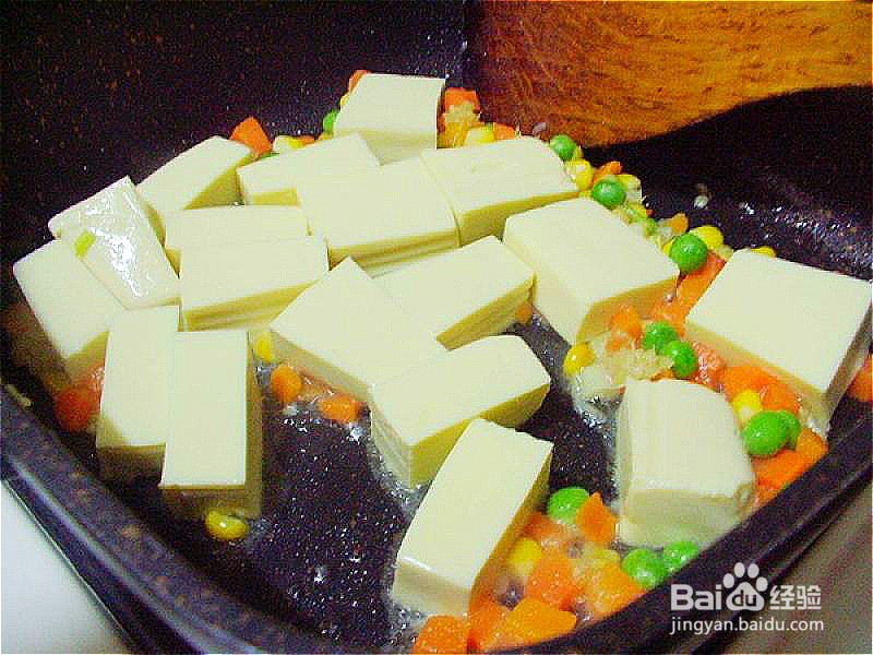 怎样做出家常菜系列之蟹腿豆腐煲