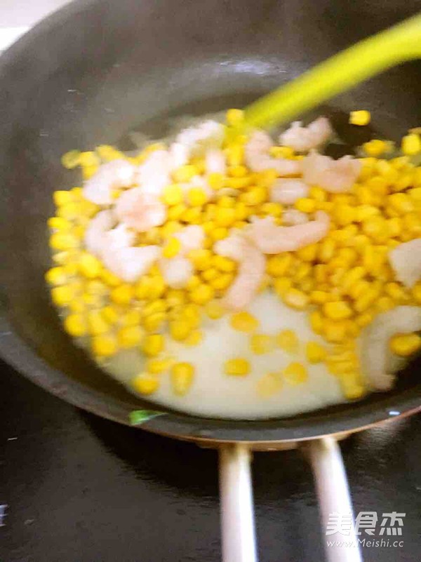 玉米虾仁的做法