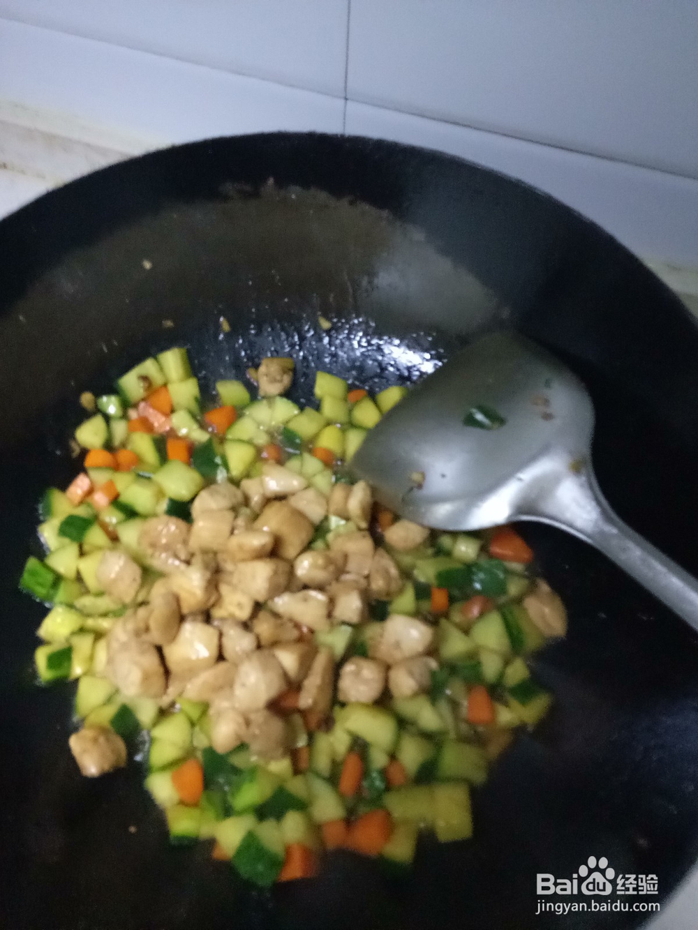 黄瓜炒鸡脯肉