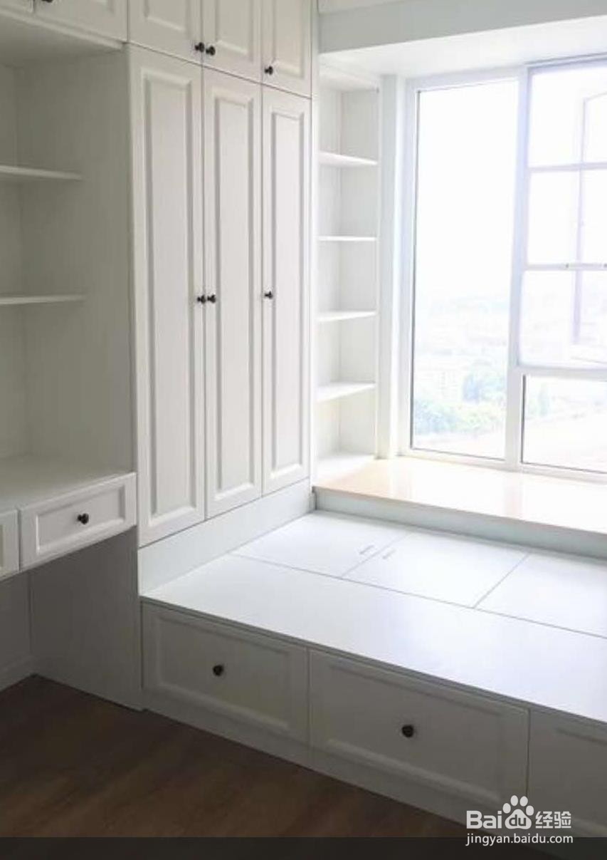 做榻榻米好还是买床好?