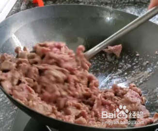 如何做双椒炒牛肉