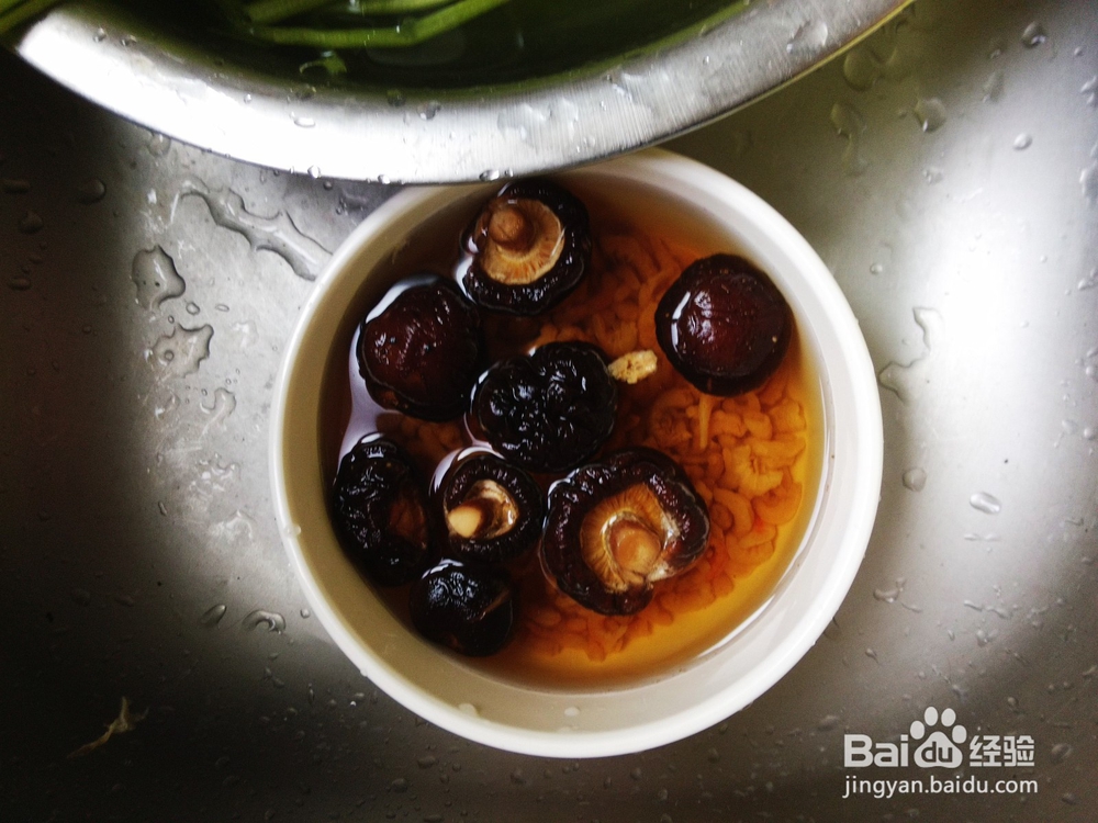 孕妇食谱-怀孕吃啥5海米蘑菇拌芹菜